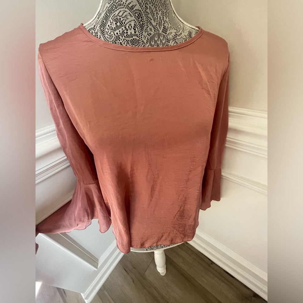 Socialite Womens Pink satin Blush Bell Sleeve Blouse Size S